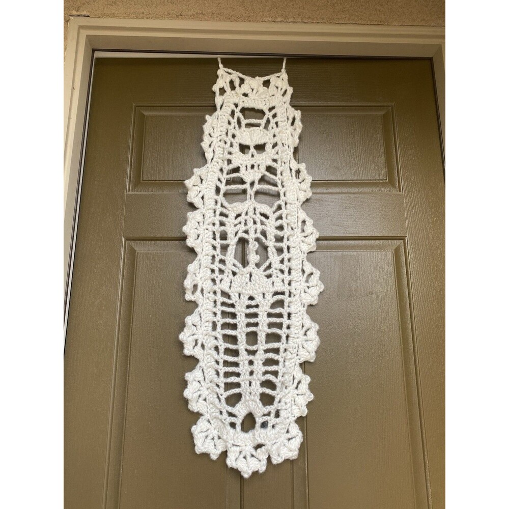 Rare Very Large Handmade Crochet White  Skull Halloween Door Hanging 34.5 ” *14”